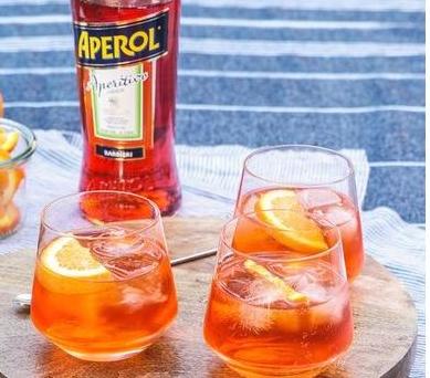 好看又好喝的鸡尾酒(40款经典鸡尾酒教程)